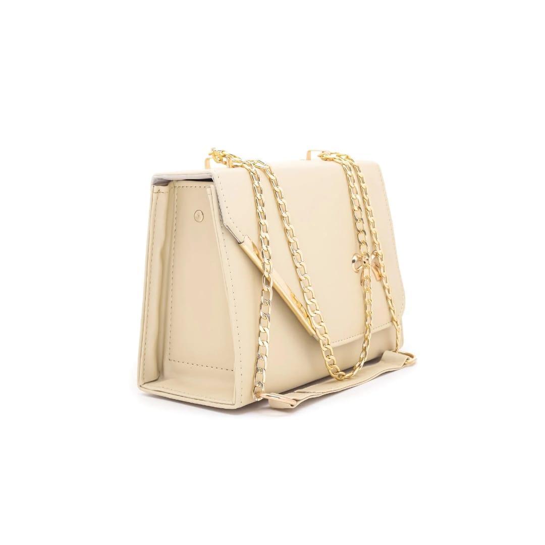 Girl's off white crossboby bag